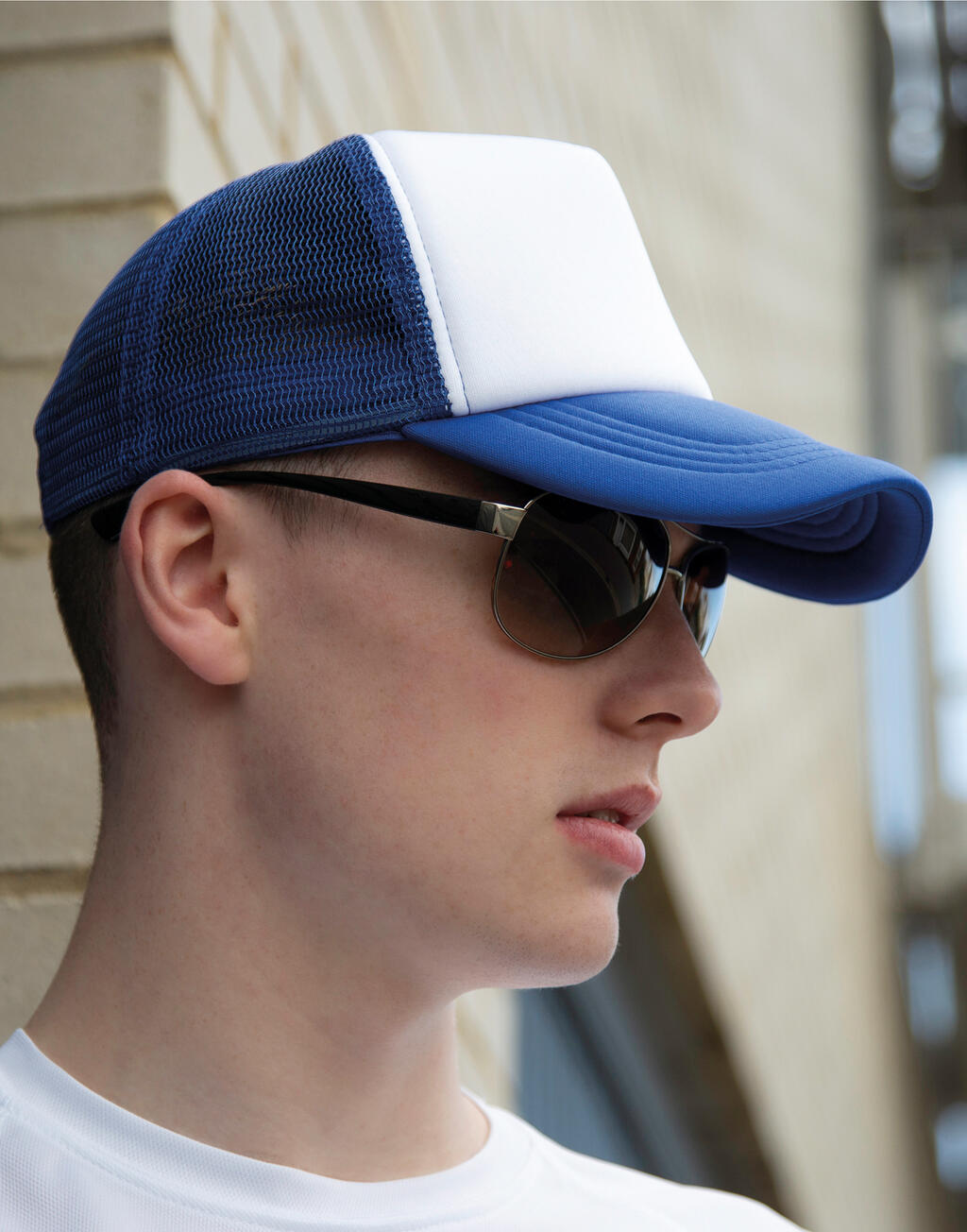 Detroit ½ Mesh Truckers Cap in Farbe Black/White