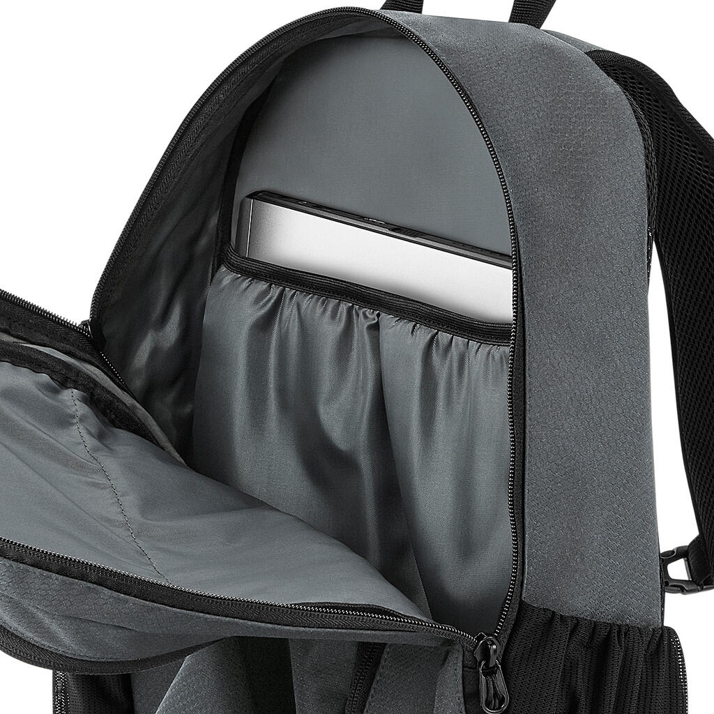 Endeavour Backpack in Farbe Jet Black