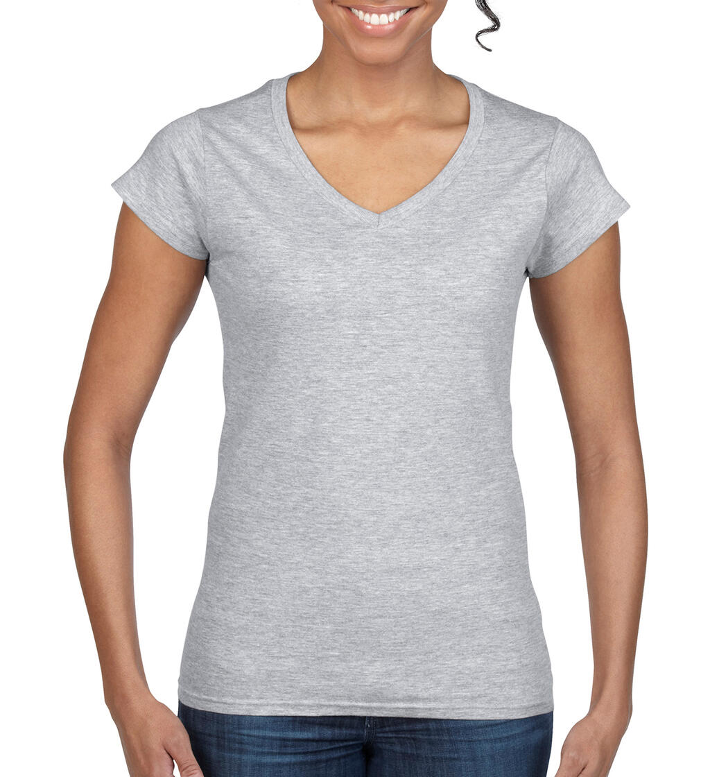 Ladies' Softstyle® V-Neck T-Shirt in Farbe Sport Grey