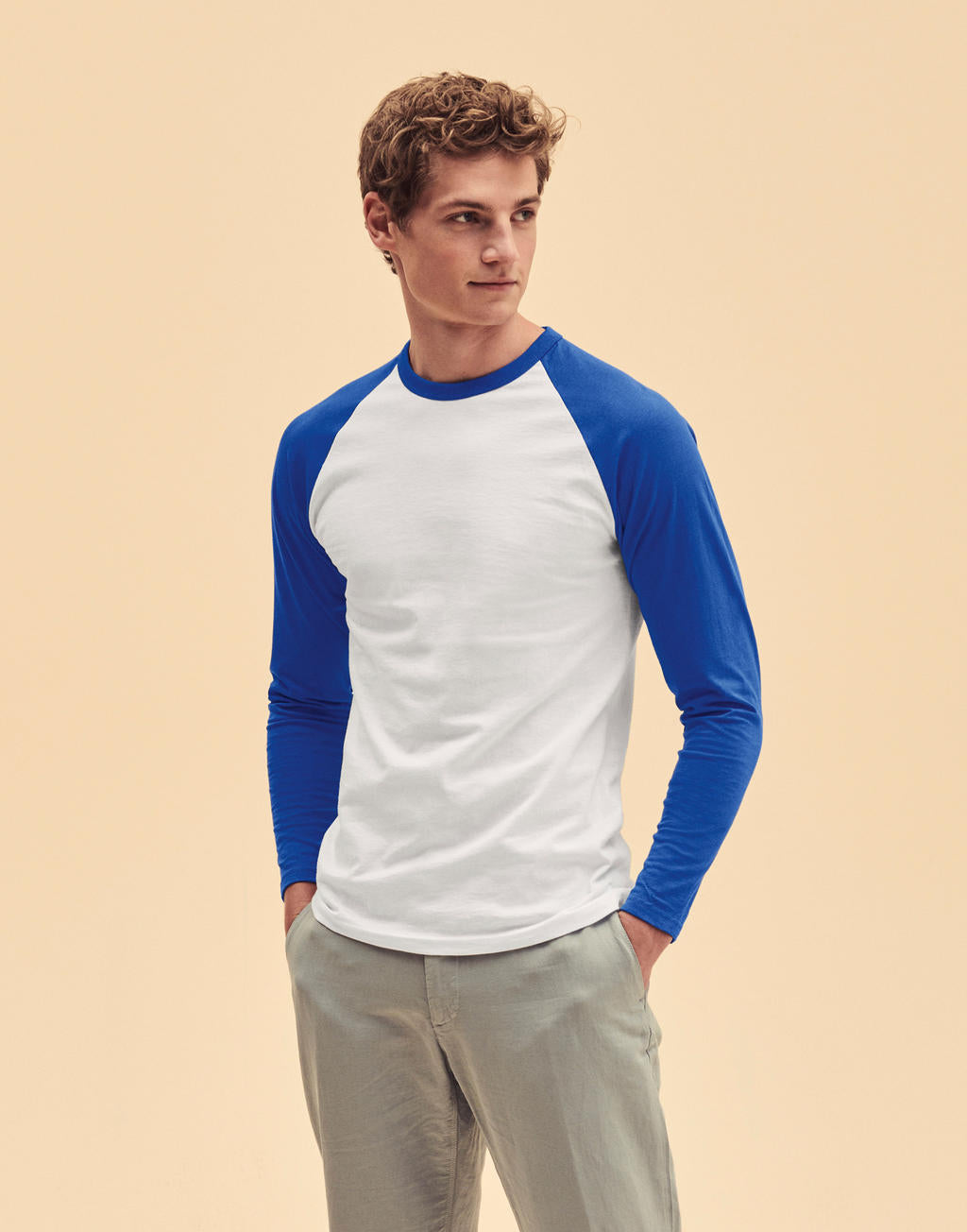 Valueweight Long Sleeve Baseball T in Farbe White/Deep Navy
