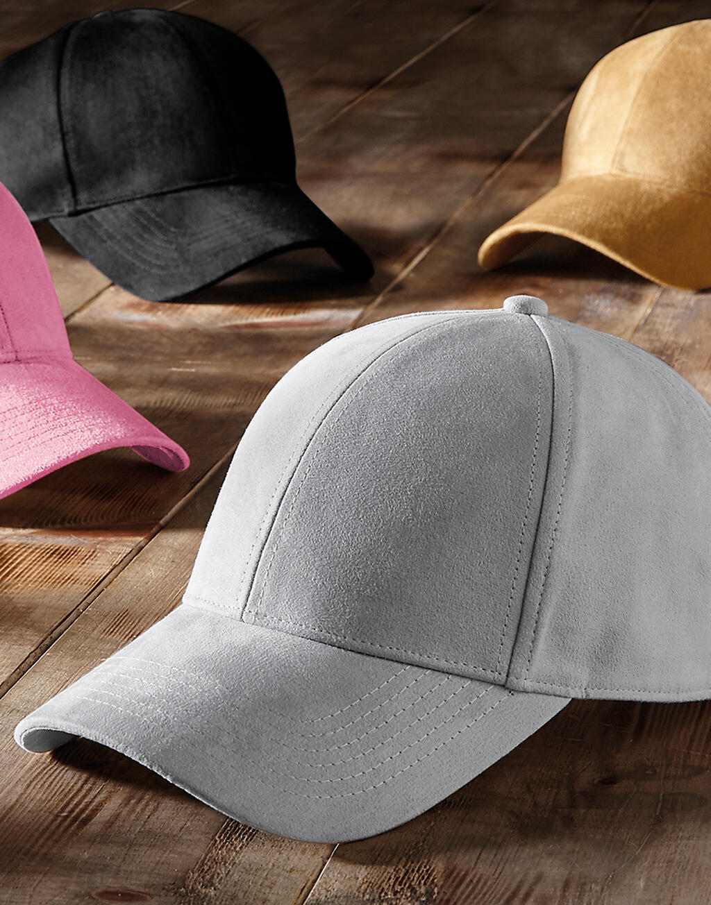 Faux Suede 6 Panel Cap in Farbe Black