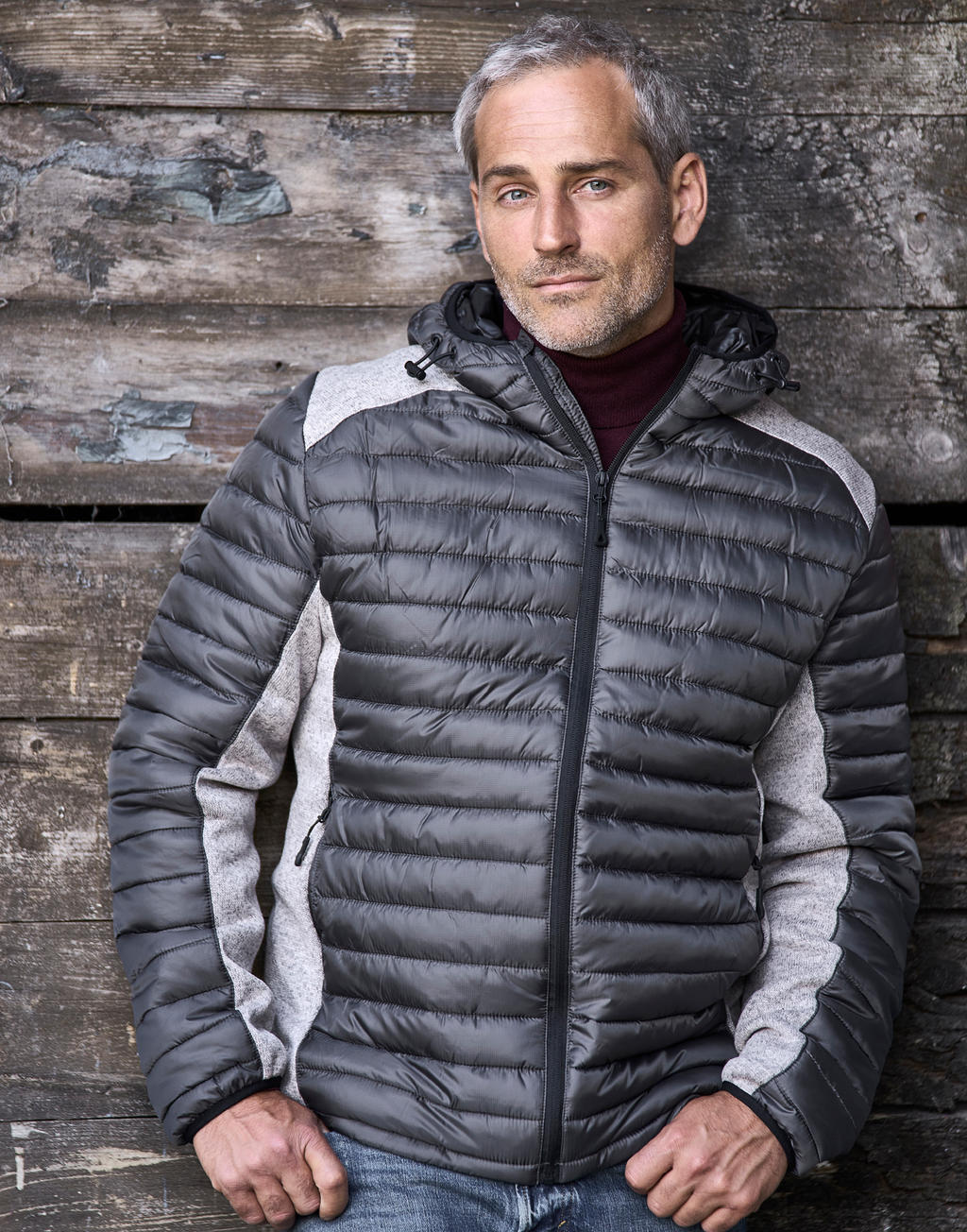 Hooded Outdoor Crossover Jacket in Farbe Black/Black Melange