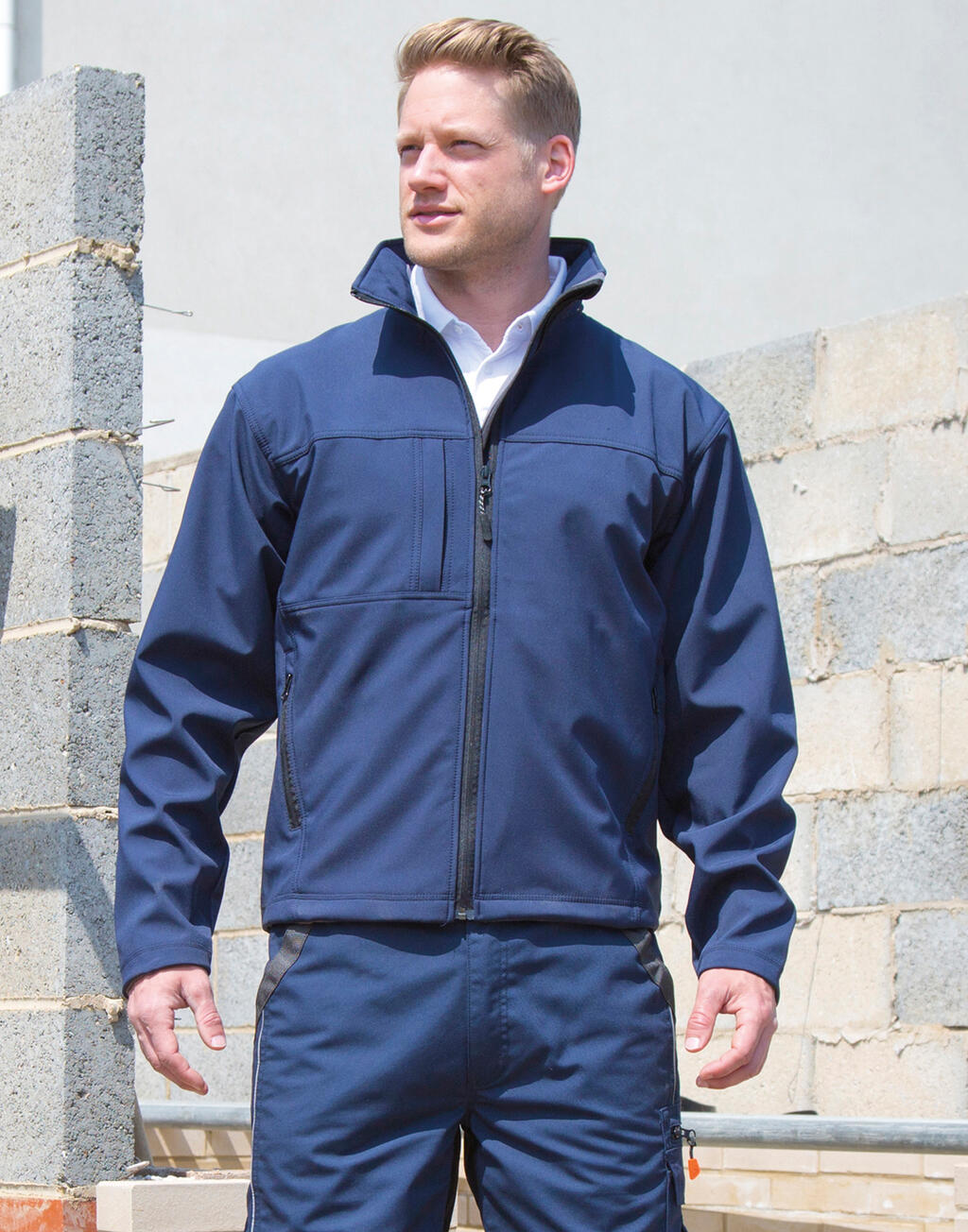 Men's Classic Softshell Jacket in Farbe Black