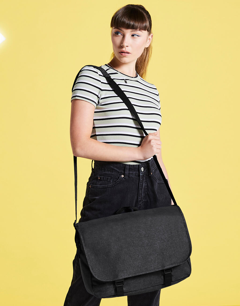 Two-Tone Digital Messenger in Farbe Black