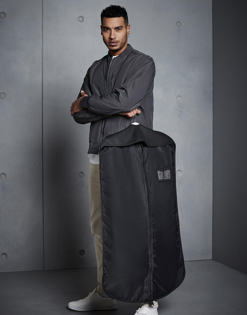 Deluxe Suit Bag in Farbe Black