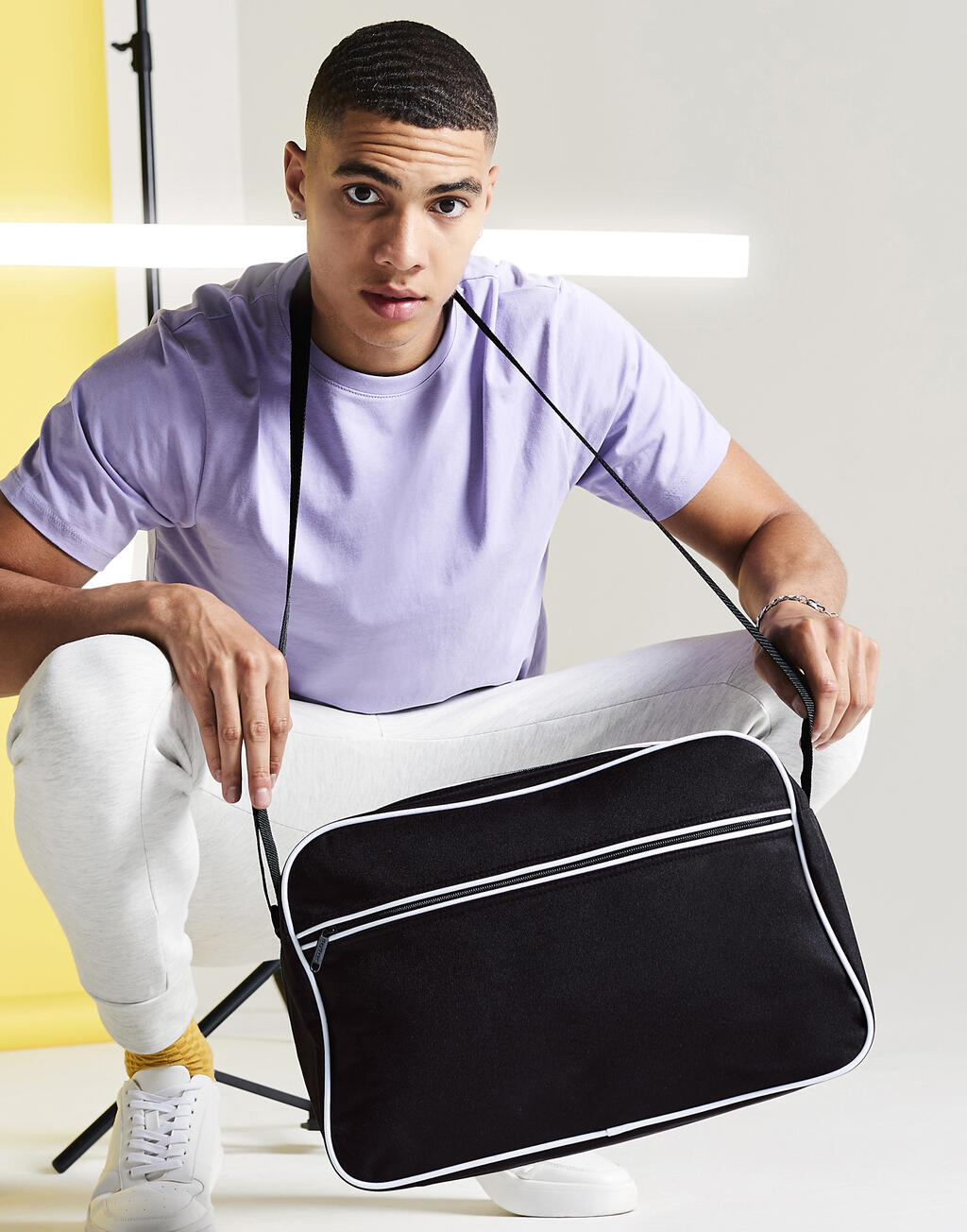 Retro Shoulder Bag in Farbe Black/White