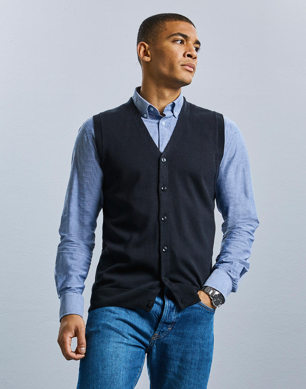 Men's V-Neck Sleeveless Knitted Cardigan in Farbe Black