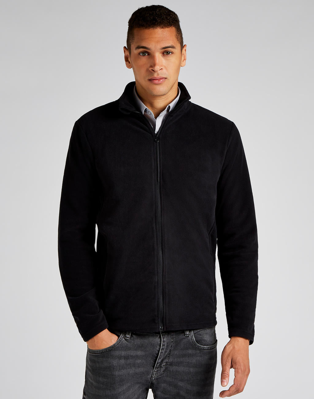 Regular Fit Corporate Micro Fleece in Farbe Black