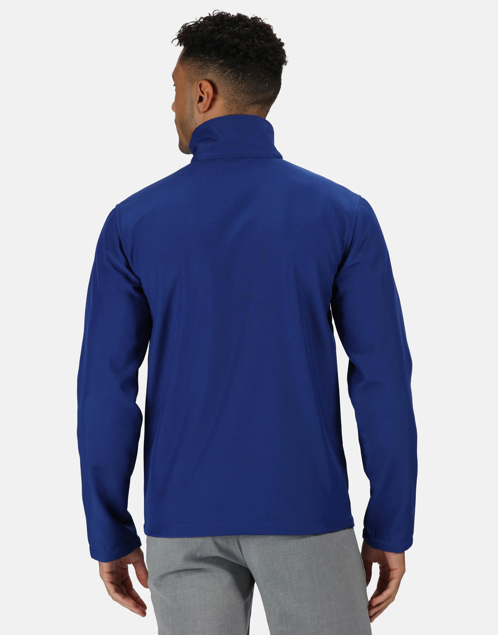 Honestly Made Recycled Softshell Jacket in Farbe Black