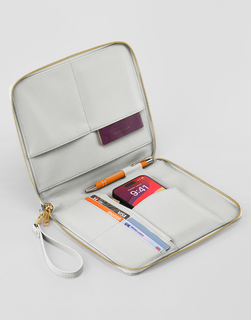 Boutique Travel/ Tech Organiser in Farbe Soft Grey