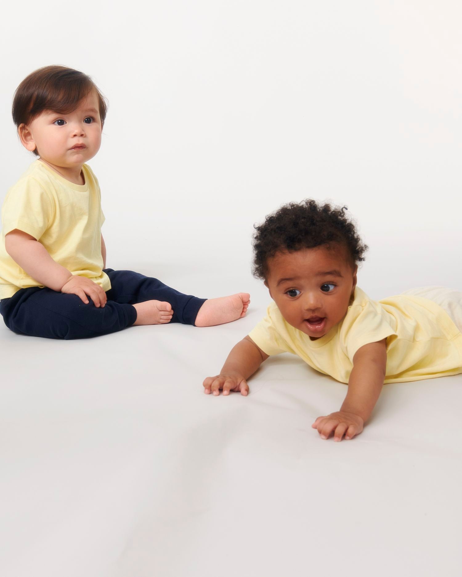 T-Shirt Baby Creator in Farbe Butter