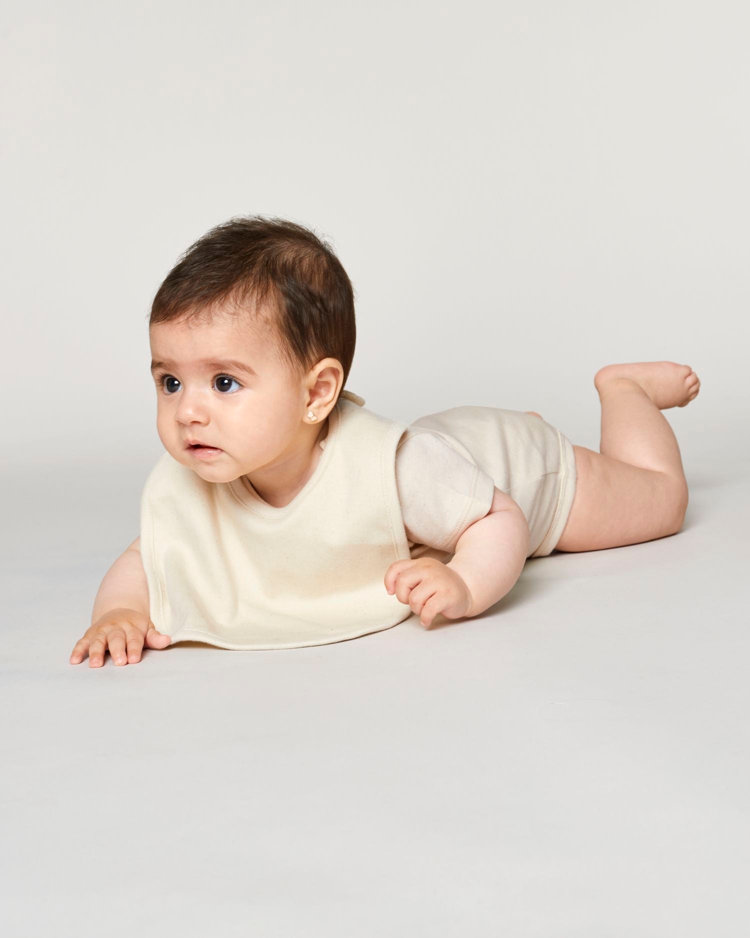 Baby Bib in Farbe Natural Raw