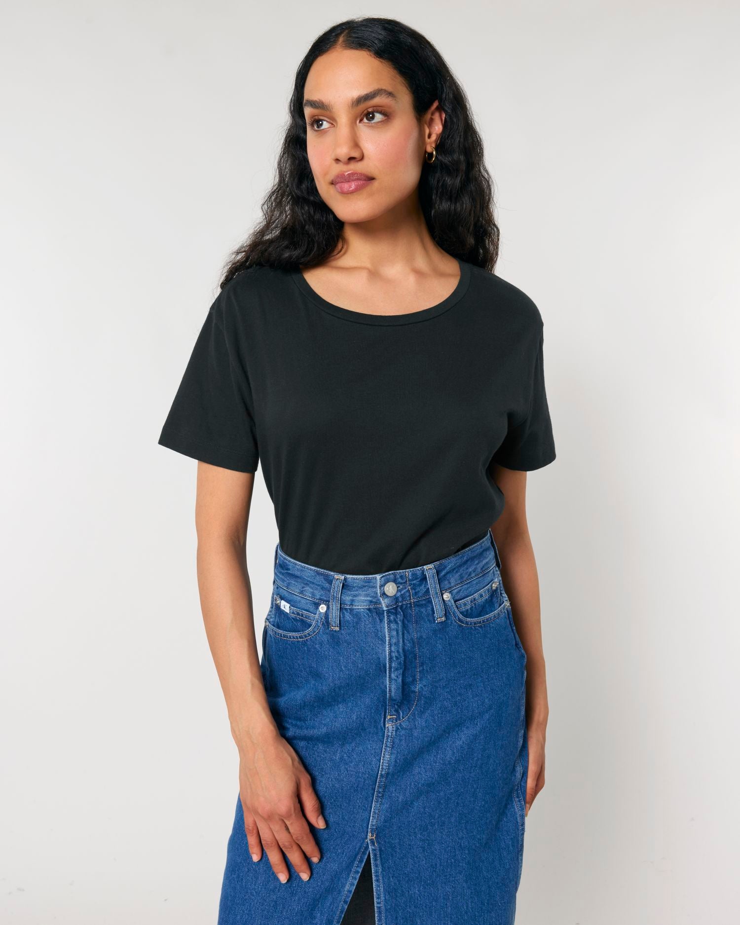 T-Shirt Stella Serena in Farbe Black