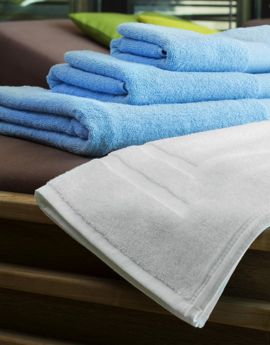  Tiber Bath Towel 70x140 cm in Farbe Snowwhite
