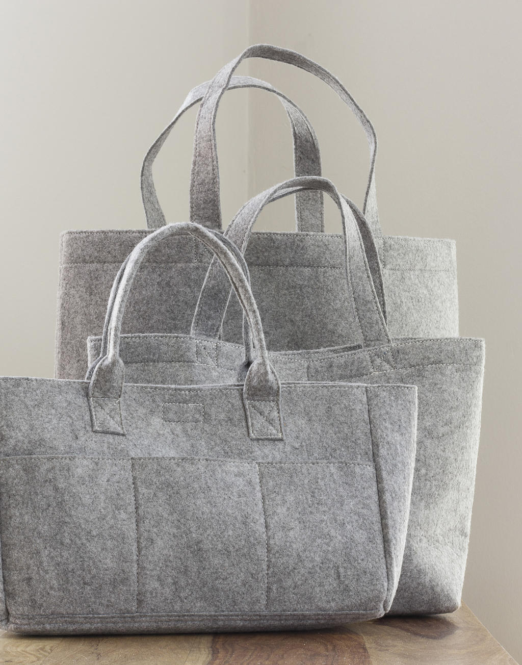  Small Felt Shopper in Farbe Charcoal Melange