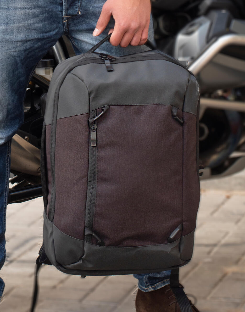 Luxembourg Vital Laptop Backpack in Farbe Black Melange