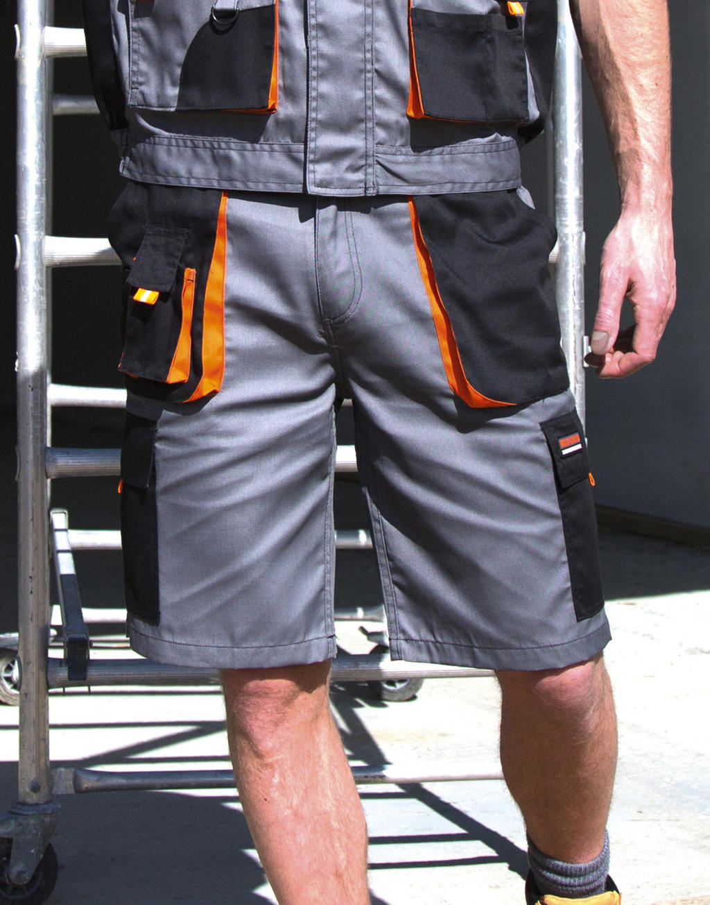  LITE Short in Farbe Grey/Black/Orange