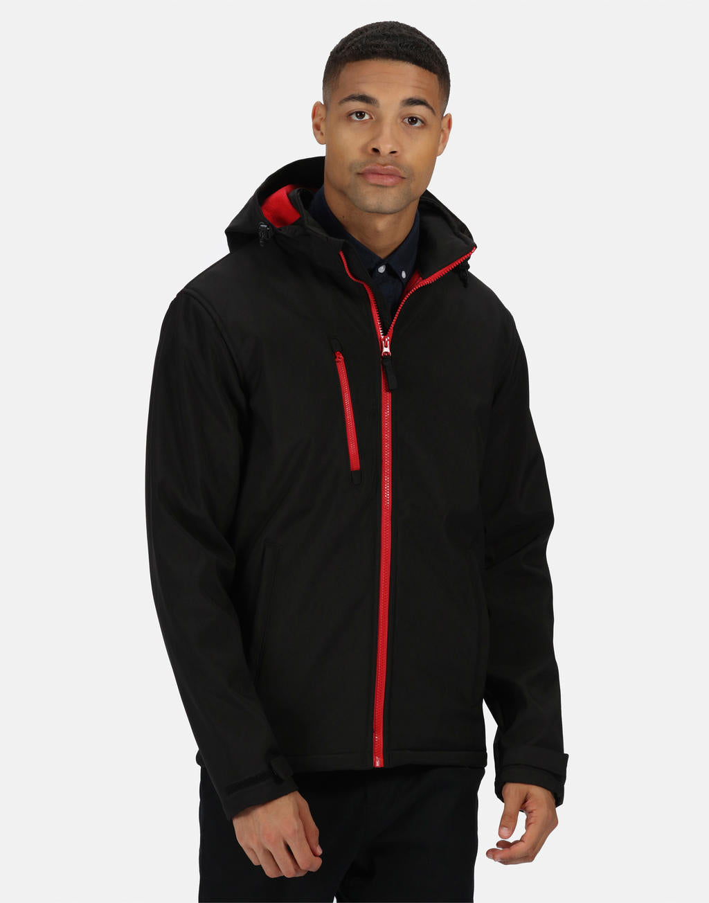  Venturer 3-Layer Hooded Softshell Jacket in Farbe Black