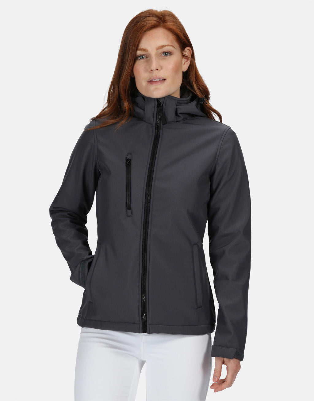  Women's Venturer 3-Layer Hooded Softshell Jacket in Farbe Black