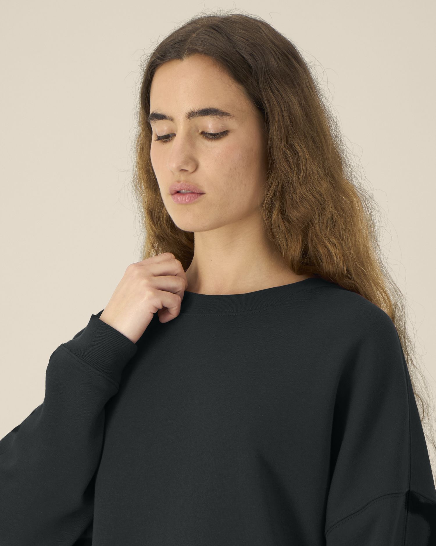 Stella Lianna in Farbe Black