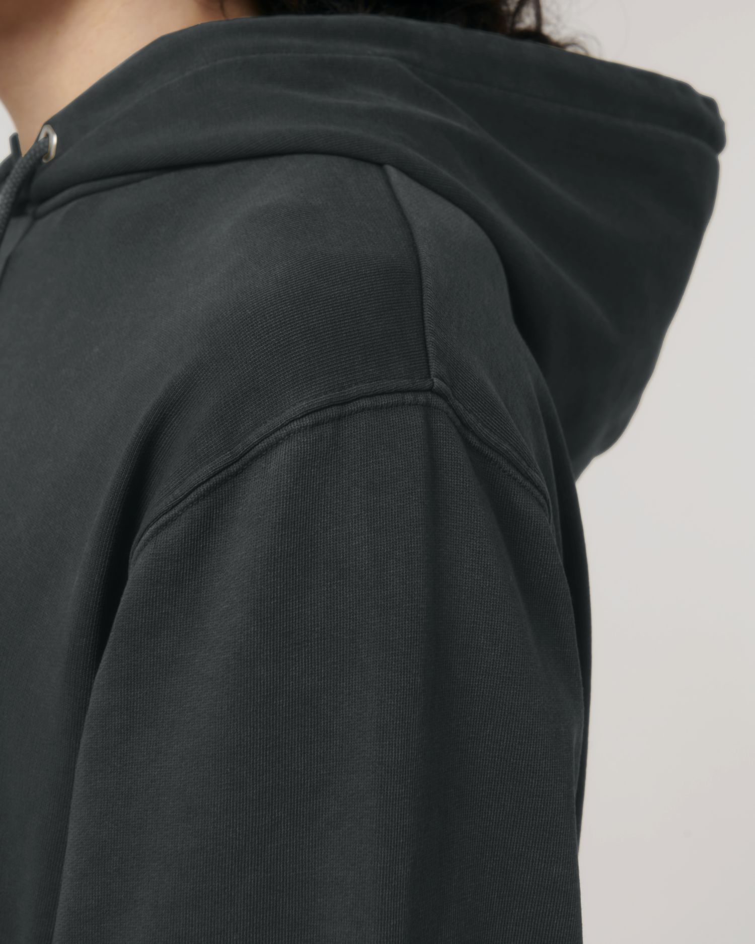 Hoodie Archer Vintage in Farbe G. Dyed Black Rock
