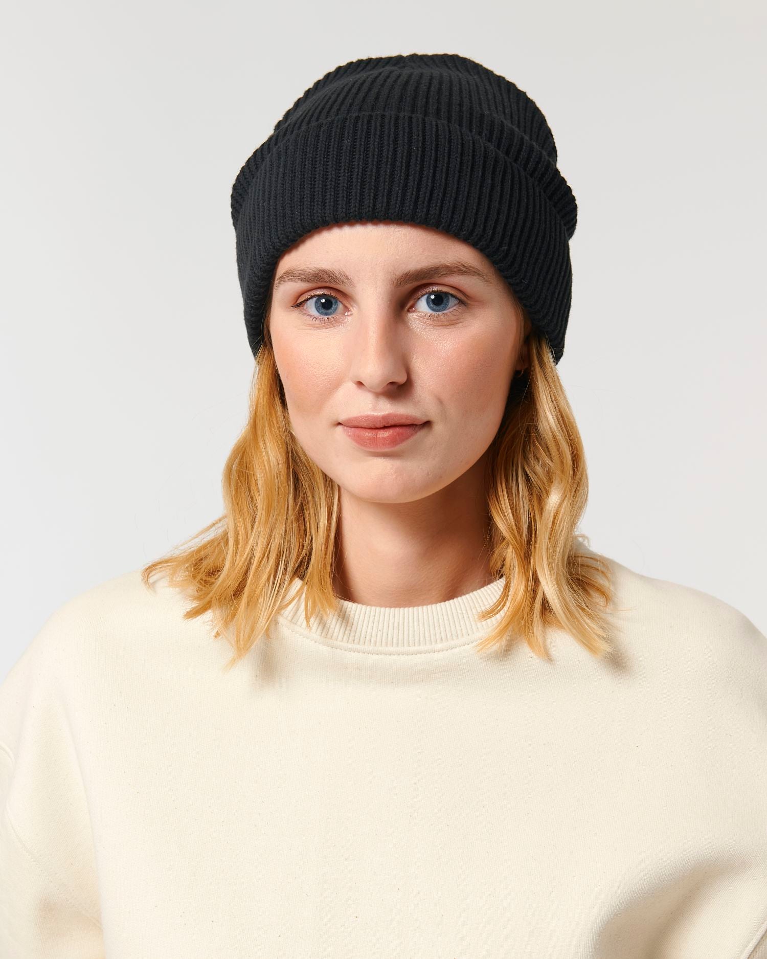  Fisherman Beanie in Farbe Black