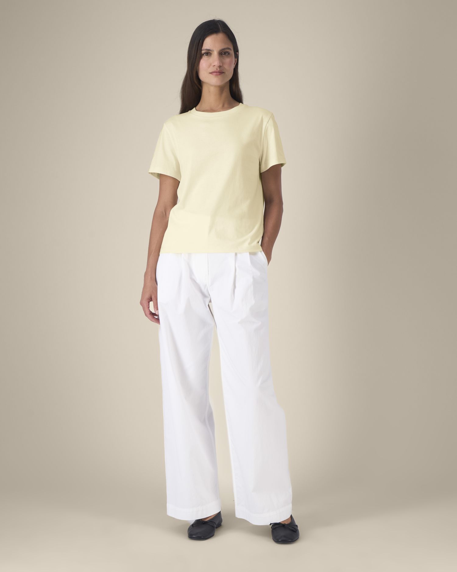 Stella Muser in Farbe Honey Paper